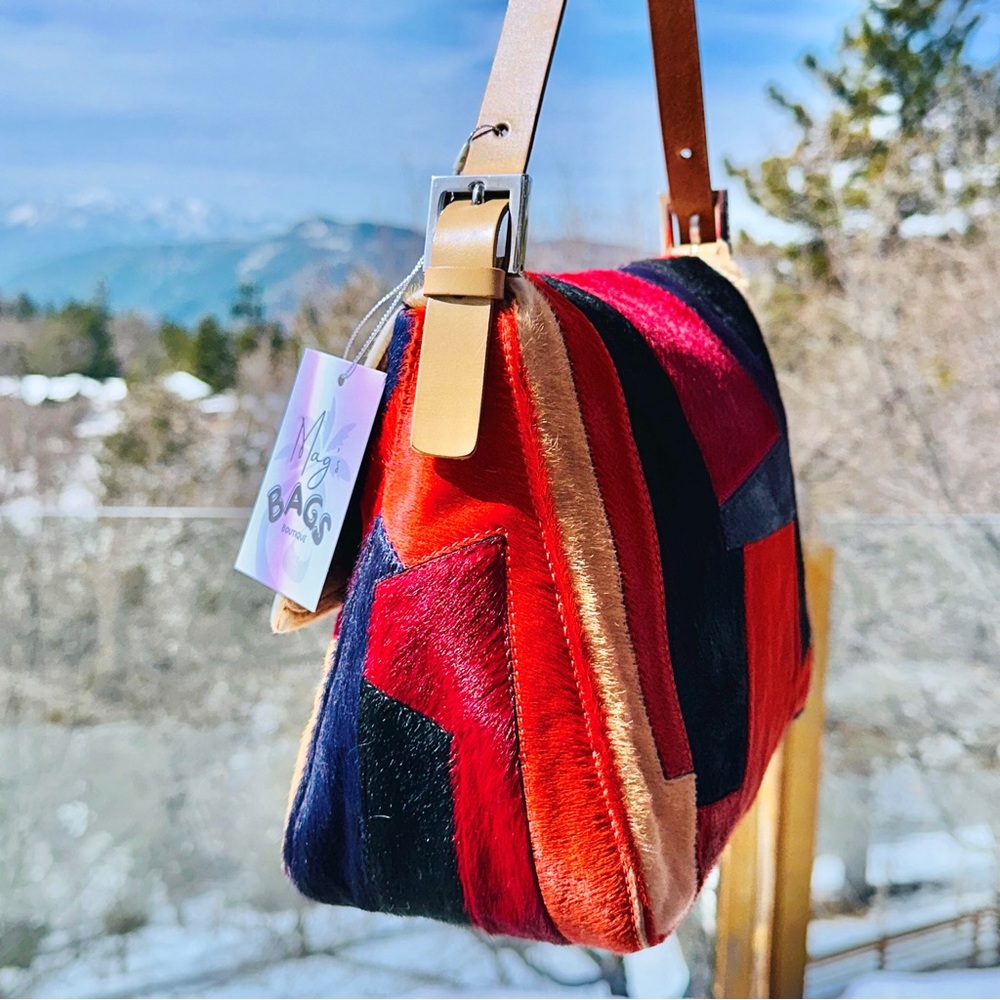 Fendi: Pony Calf Hair Multi Color Patchwork Leather Mamma Baguette Shoulder Bag - Picture 9 of 17